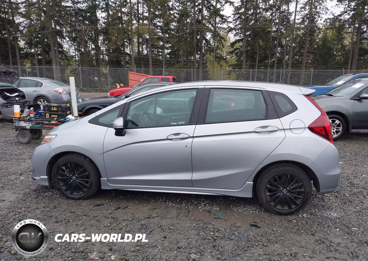 2020 Honda Fit Sport VIN:3HGGK5H6XLM715398 - 14