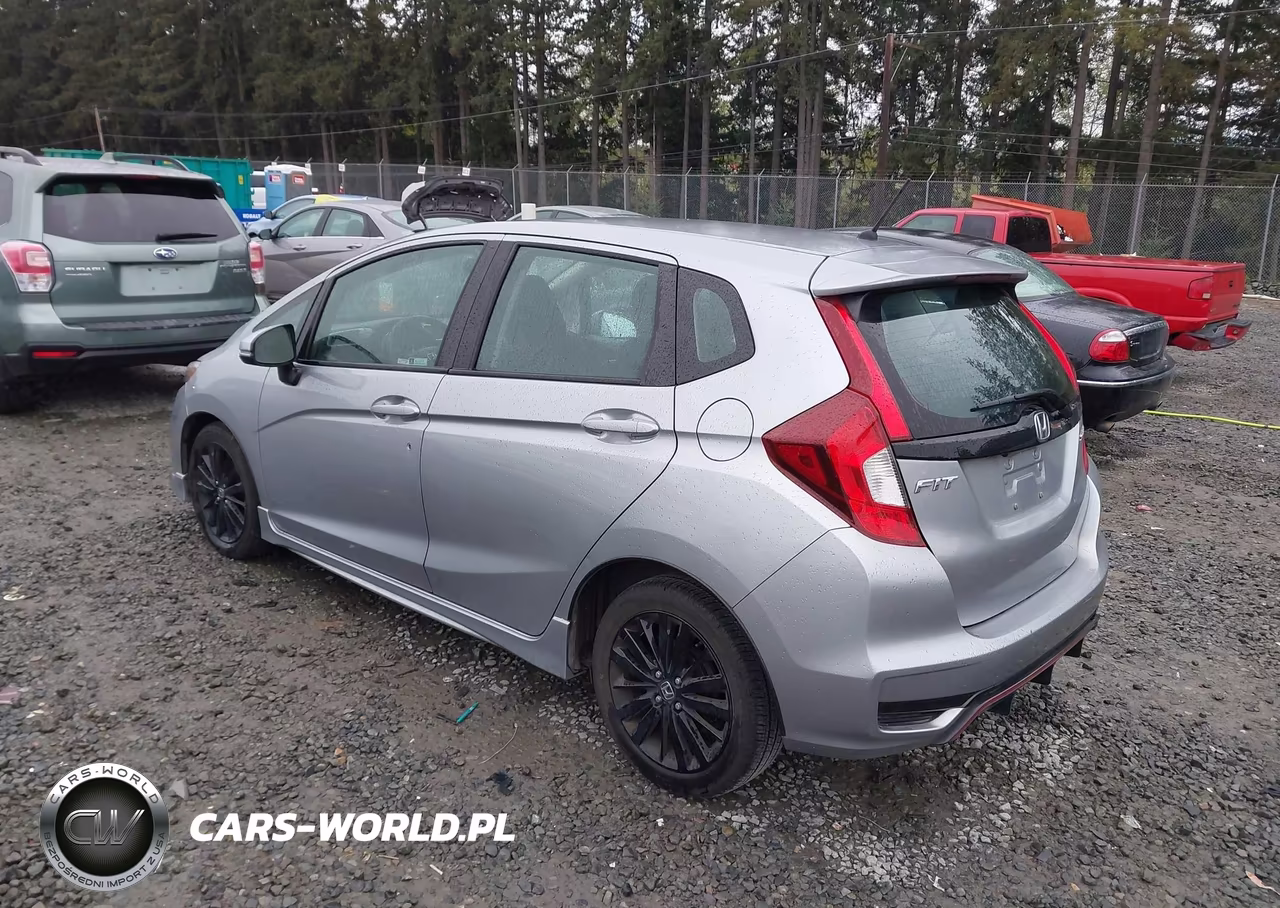 2020 Honda Fit Sport VIN:3HGGK5H6XLM715398 - 3