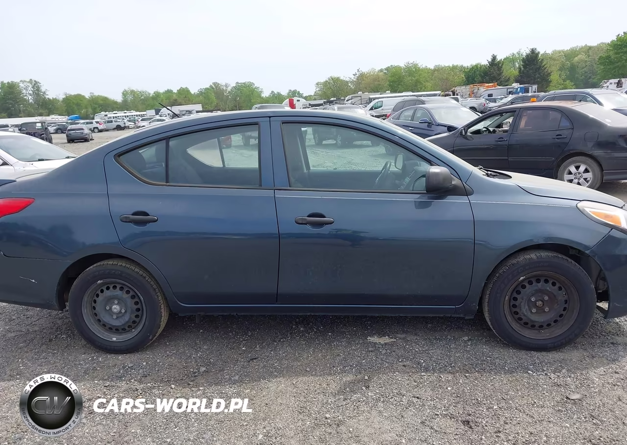 2015 Nissan Versa 1.6 S+ VIN:3N1CN7AP5FL836310 - 13