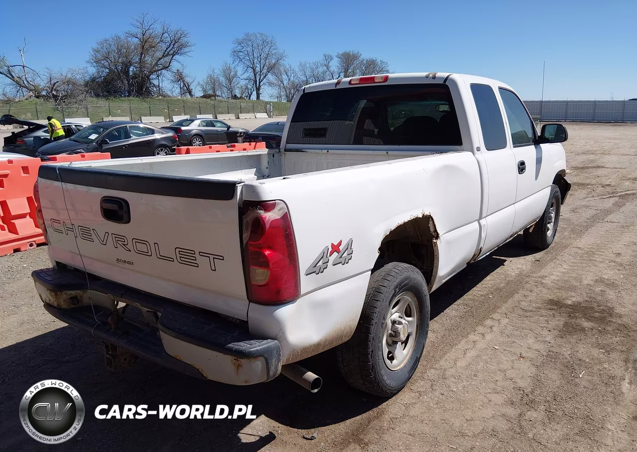 2003 Chevrolet Silverado 1500 VIN:2GCEK19V831371517 - 4