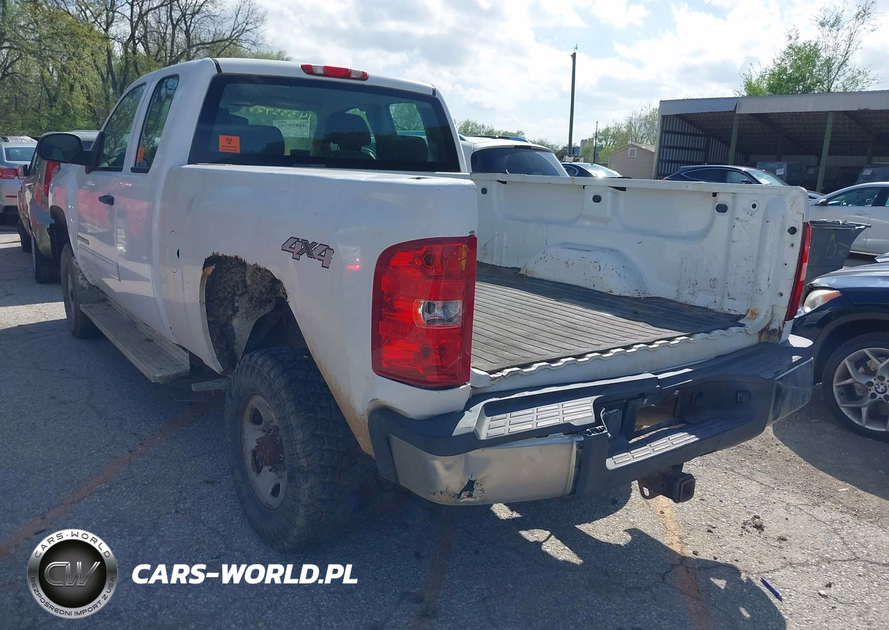 2007 Chevrolet Silverado 2500Hd Work Truck VIN:1GCHK29K57E576788 - 3