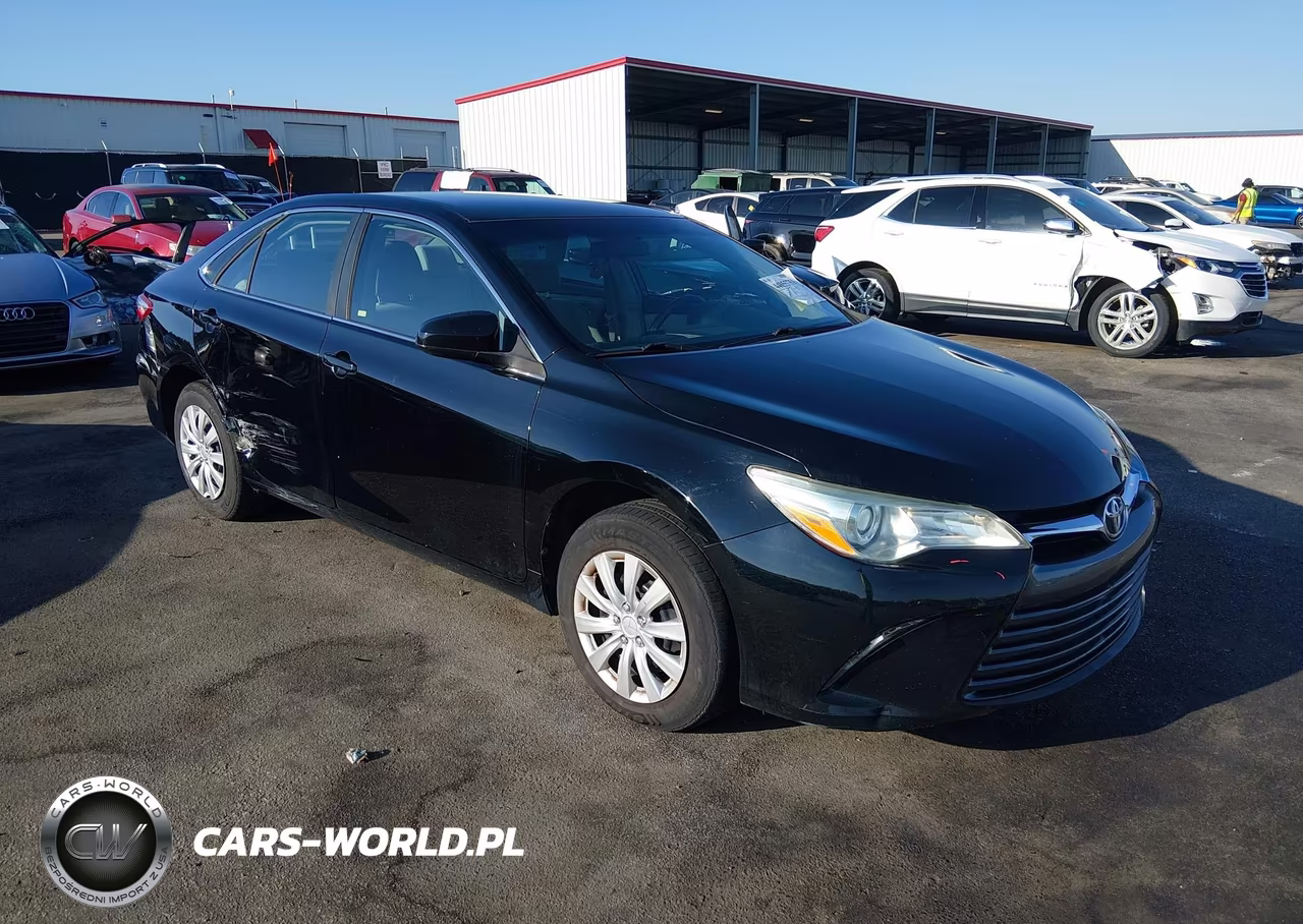 2015 Toyota Camry Le