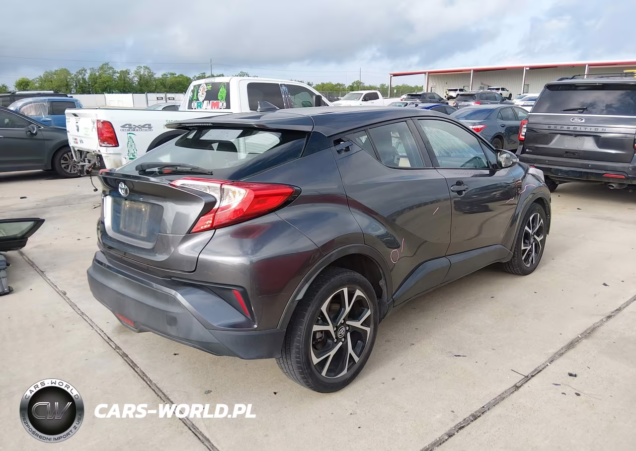 2018 Toyota C-Hr Xle Premium VIN:NMTKHMBX3JR045465 - 4