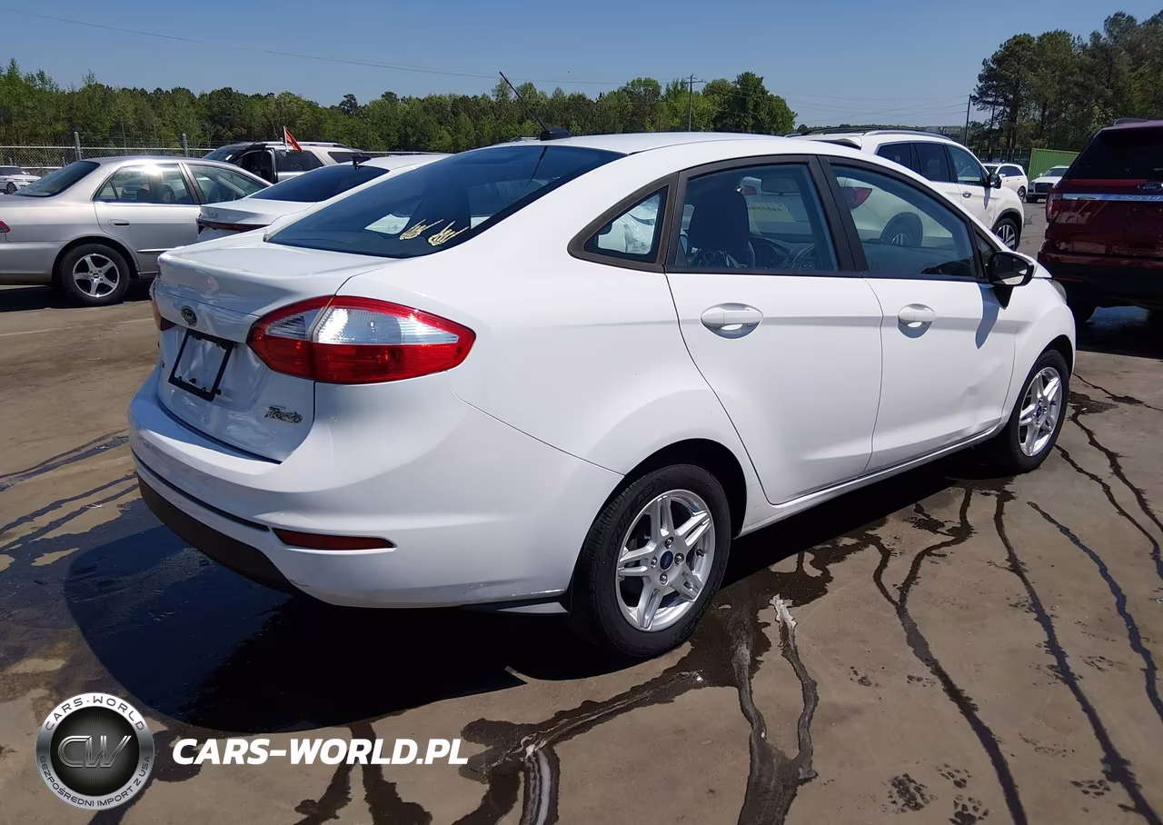 2017 Ford Fiesta Se VIN:3FADP4BJ8HM129127 - 4