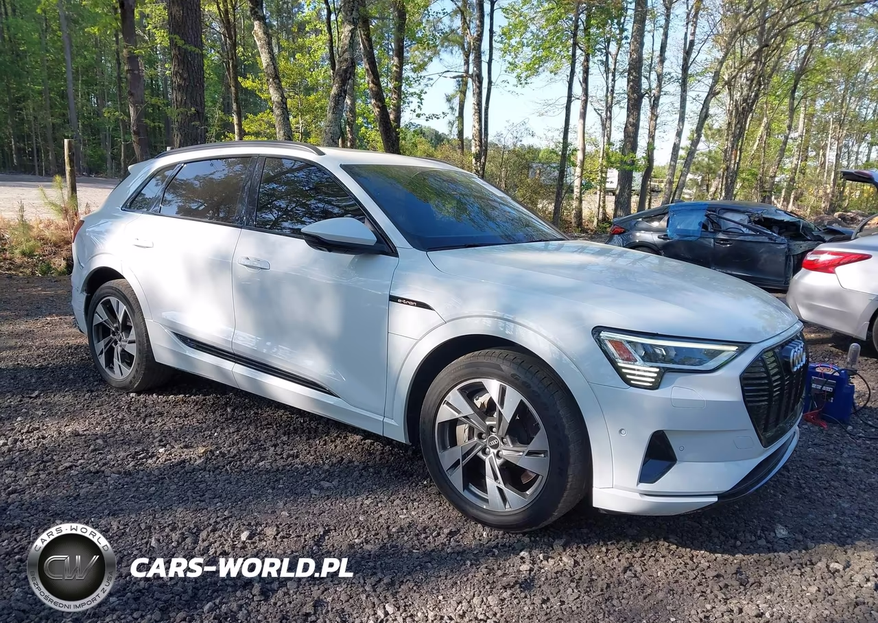 2021 Audi E-Tron Premium Quattro