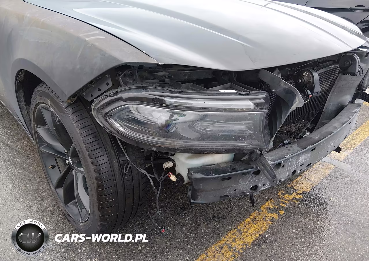 2018 Dodge Charger Sxt Plus Rwd VIN:2C3CDXHG5JH197177 - 18