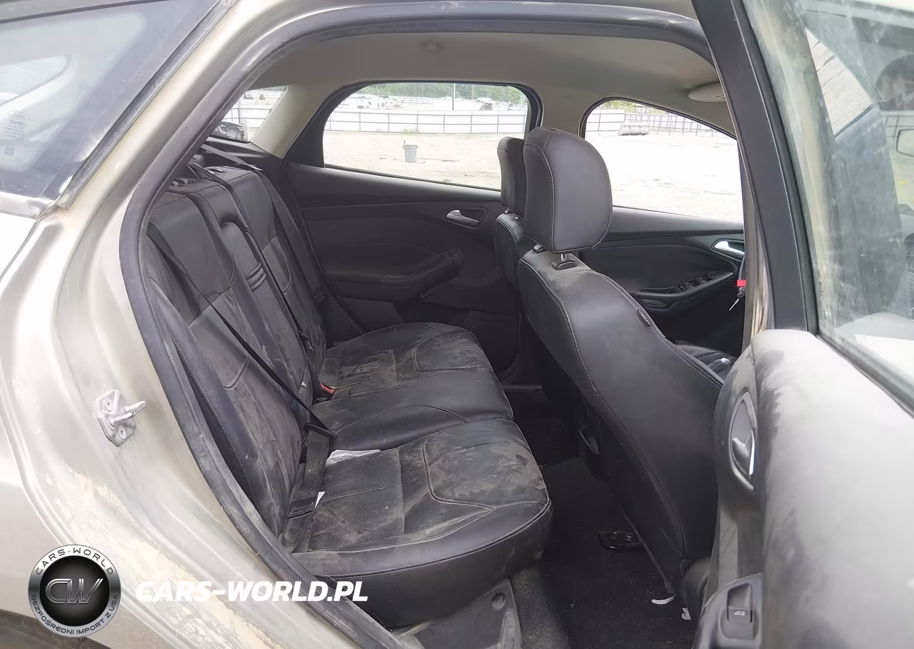 2015 Ford Focus Se VIN:1FADP3K28FL336005 - 8