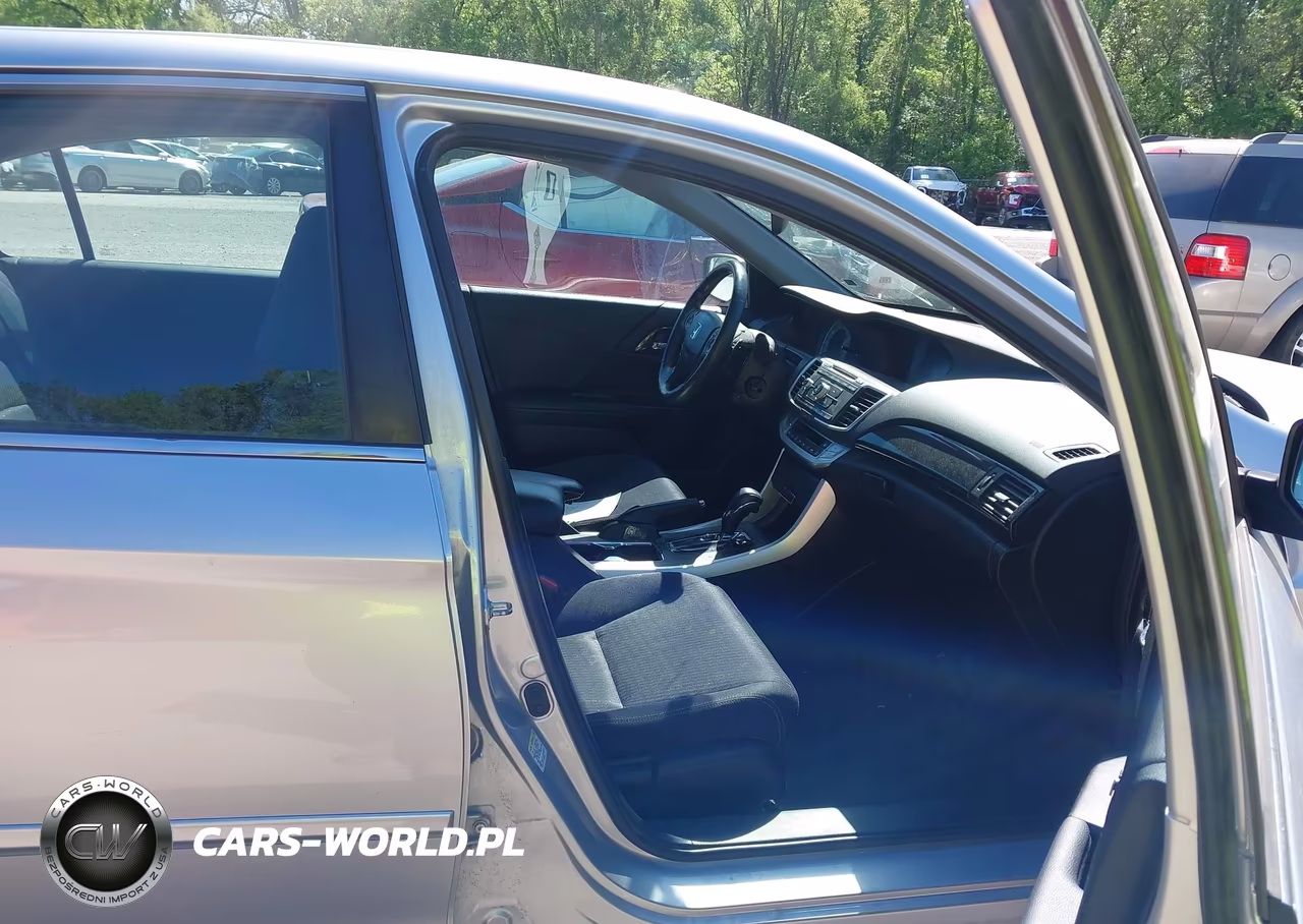 2015 Honda Accord Sport VIN:1HGCR2F59FA094434 - 5