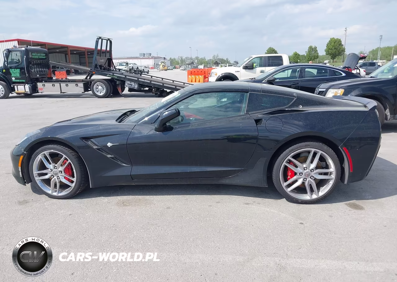 2015 Chevrolet Corvette Stingray VIN:1G1YB2D71F5113377 - 13