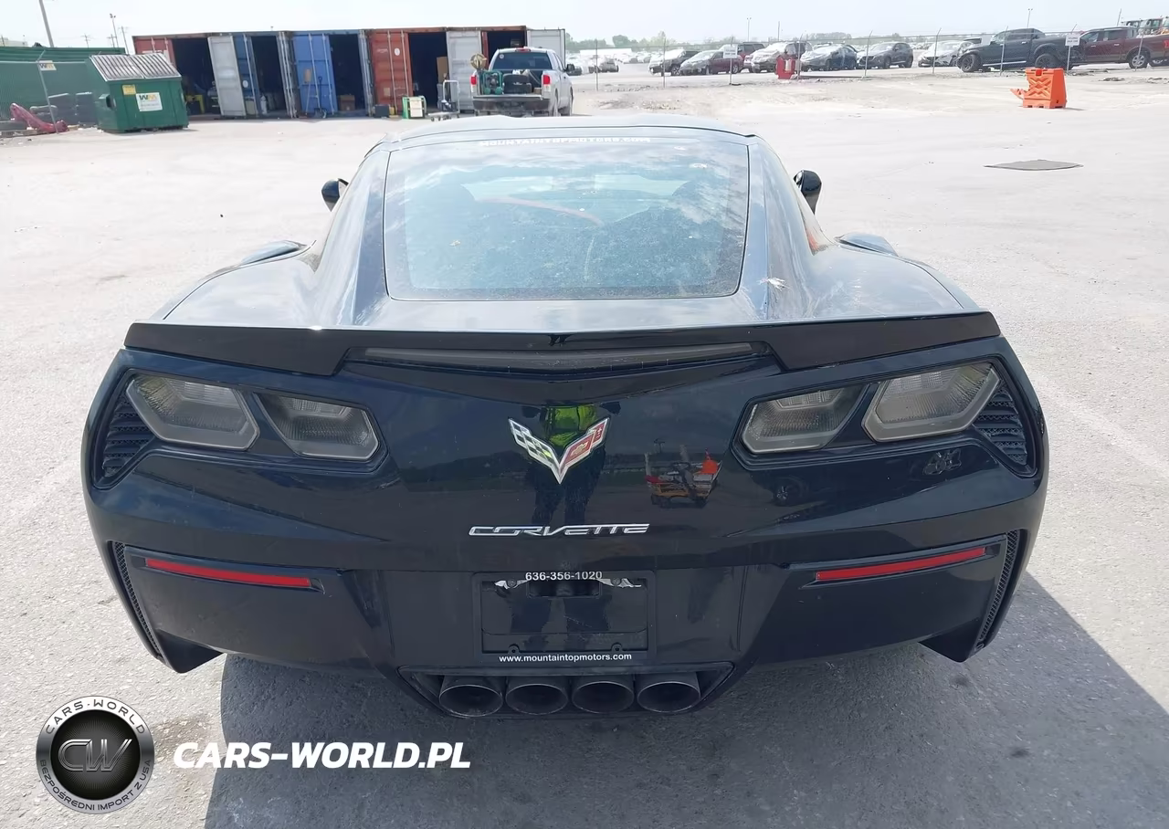 2015 Chevrolet Corvette Stingray VIN:1G1YB2D71F5113377 - 15