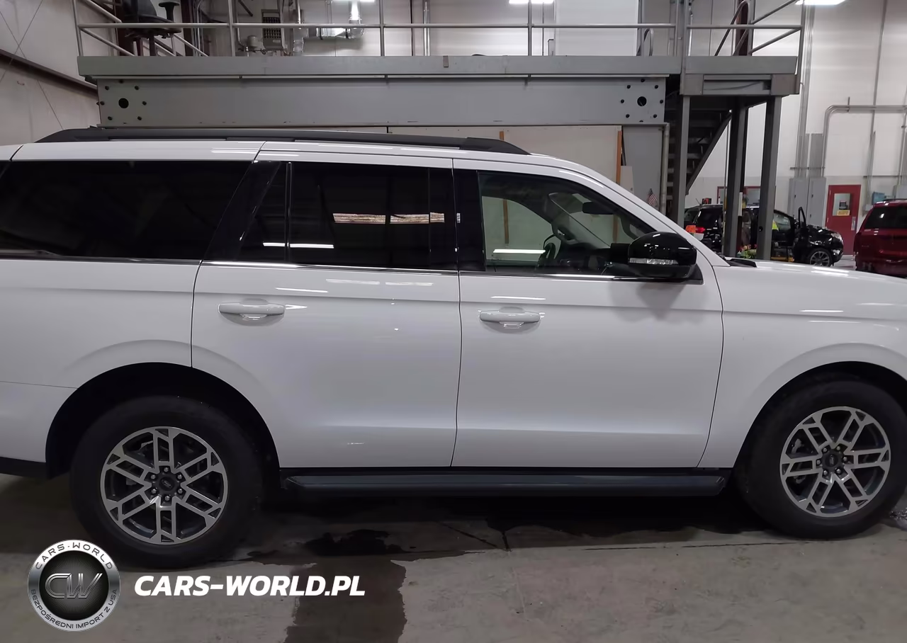 2025 Ford Expedition Active VIN:1FMJU1J88SEA66011 - 13