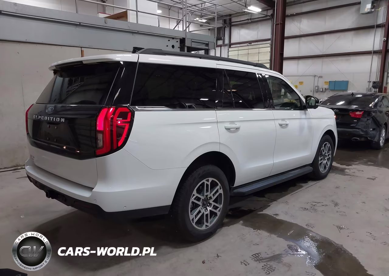 2025 Ford Expedition Active VIN:1FMJU1J88SEA66011 - 4