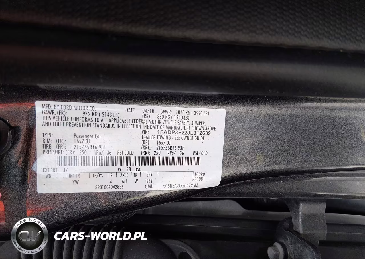 2018 Ford Focus Se VIN:1FADP3F22JL312639 - 9