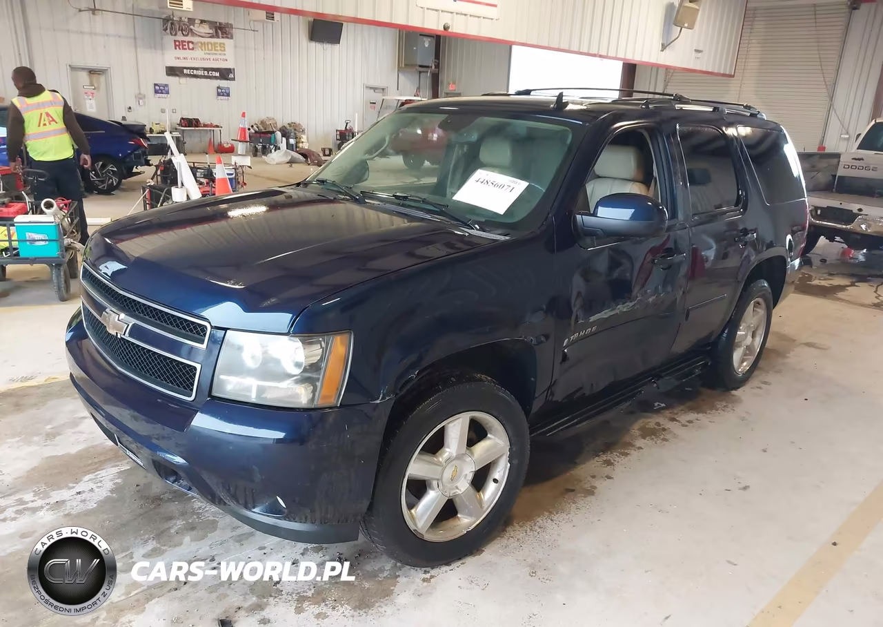 2008 Chevrolet Tahoe Lt VIN:1GNFC13J78R138922 - 2