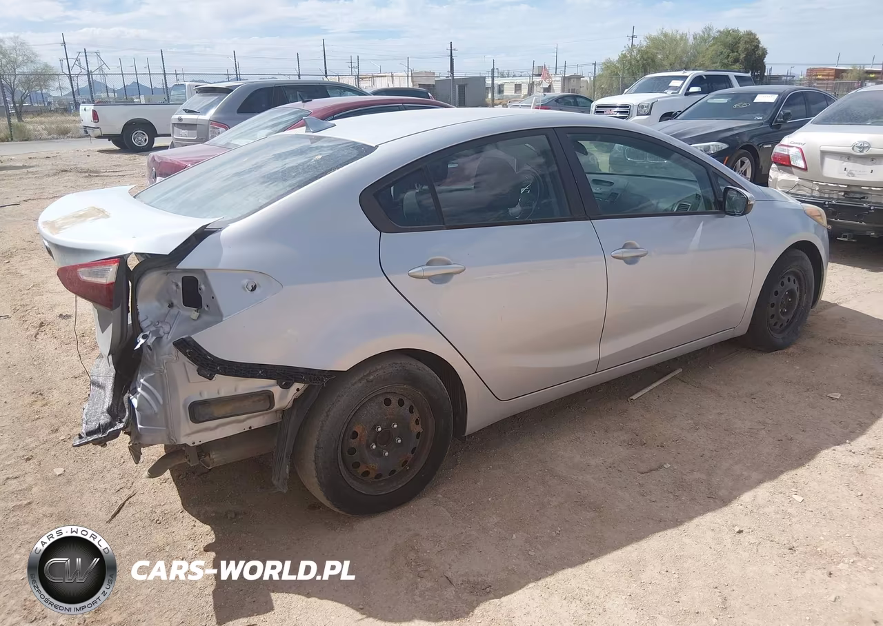 2016 Kia Forte Lx VIN:KNAFX4A66G5442730 - 4