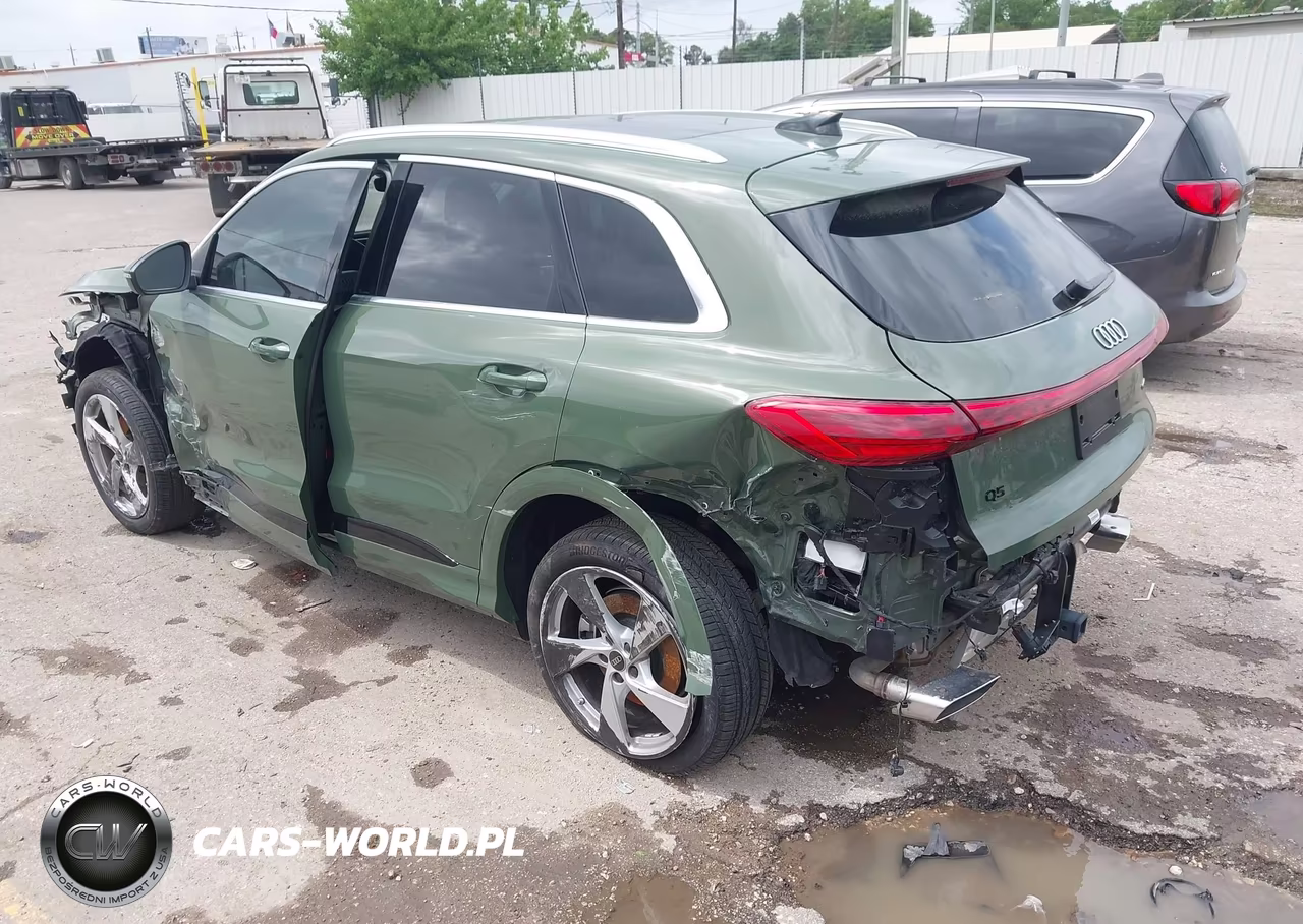 2025 Audi All-New Q5 Premium Plus Tfsi Quattro S Tronic VIN:WA12AAGU4S2081798 - 3