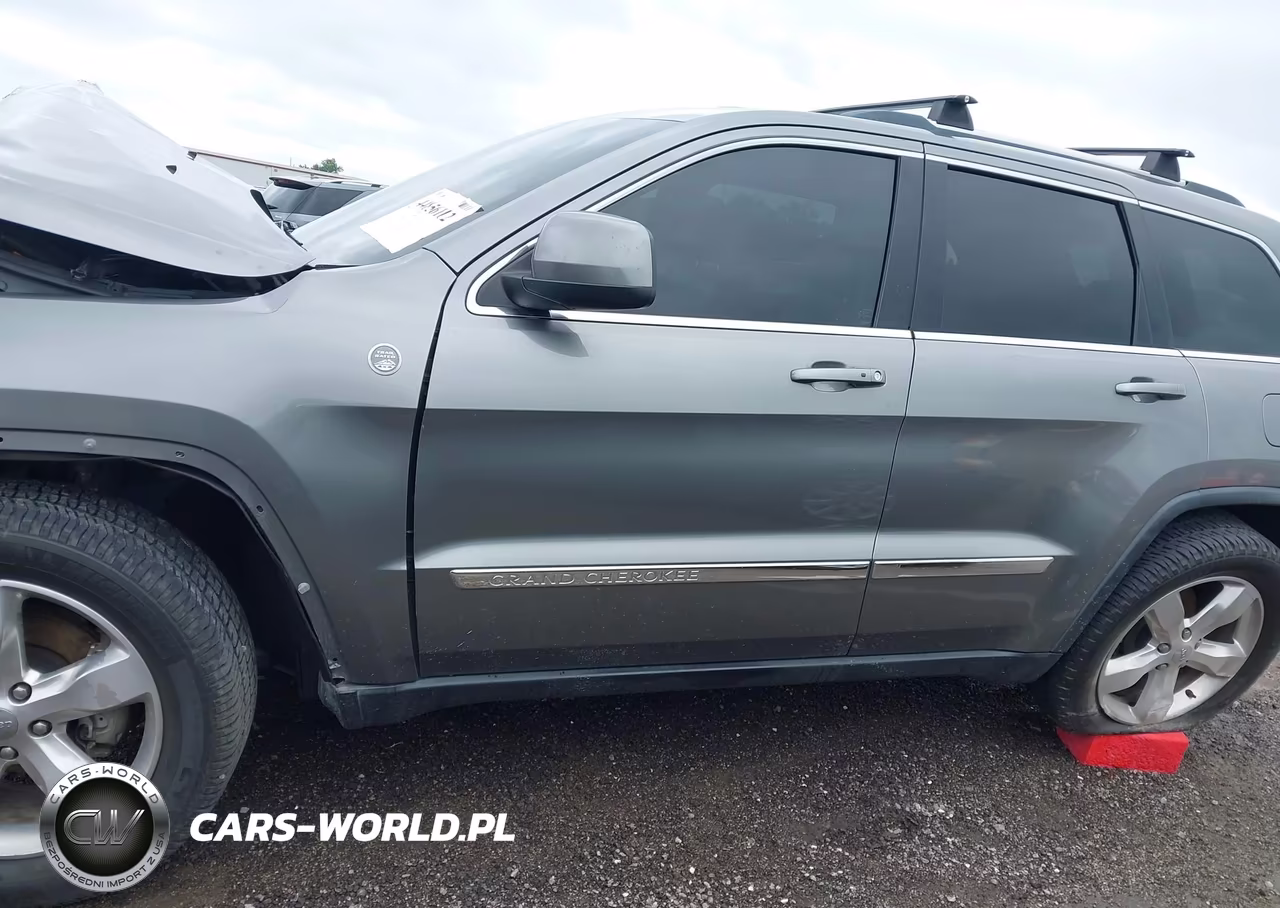 2013 Jeep Grand Cherokee Laredo VIN:1C4RJFAG9DC612463 - 15