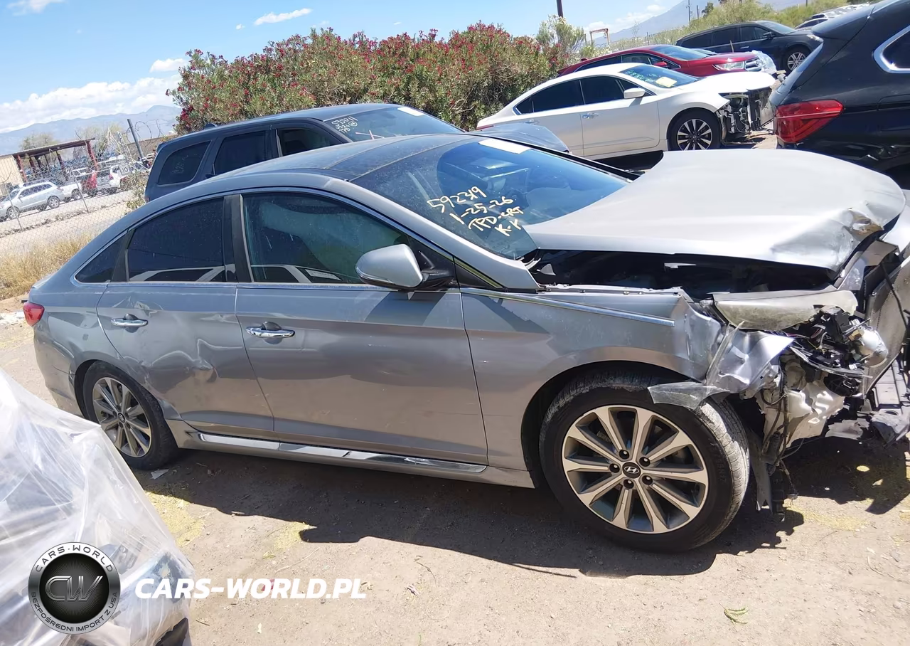 2016 Hyundai Sonata Limited VIN:5NPE34AF8GH351386 - 14