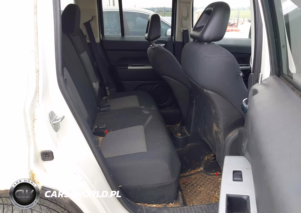 2008 Jeep Patriot Sport VIN:1J8FF28W68D528488 - 8