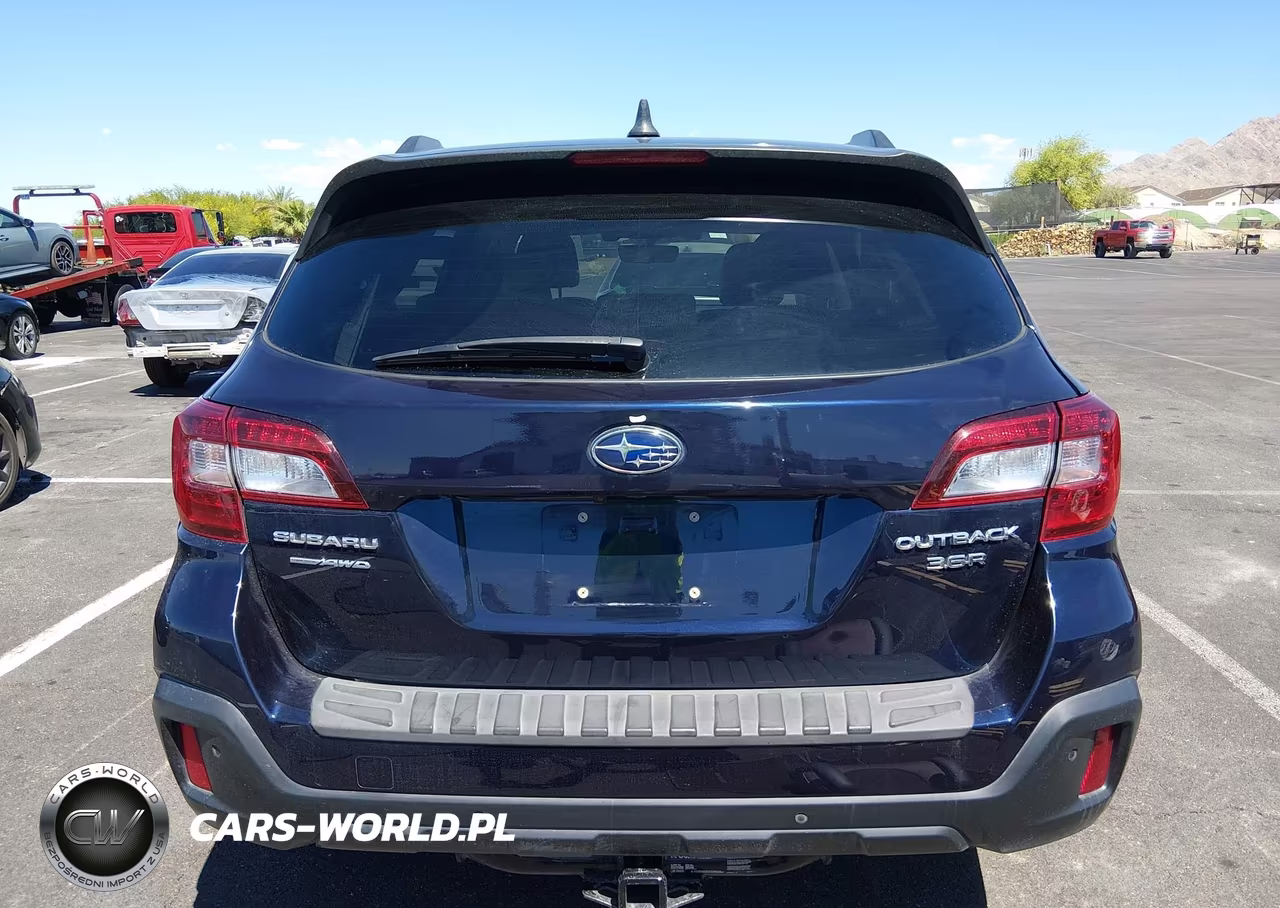 2018 Subaru Outback 3.6R Touring VIN:4S4BSETC4J3340575 - 16