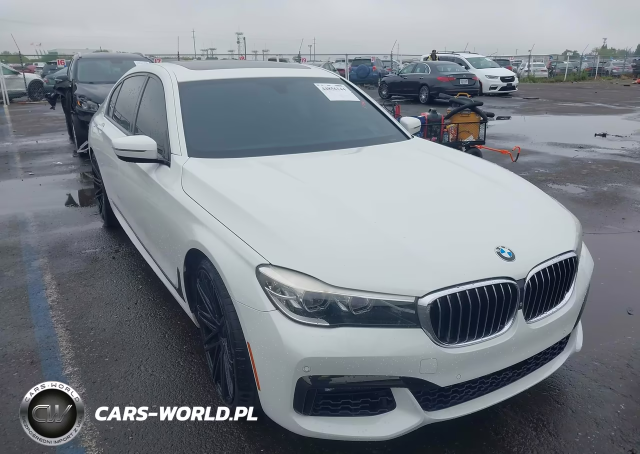 2016 BMW 740I