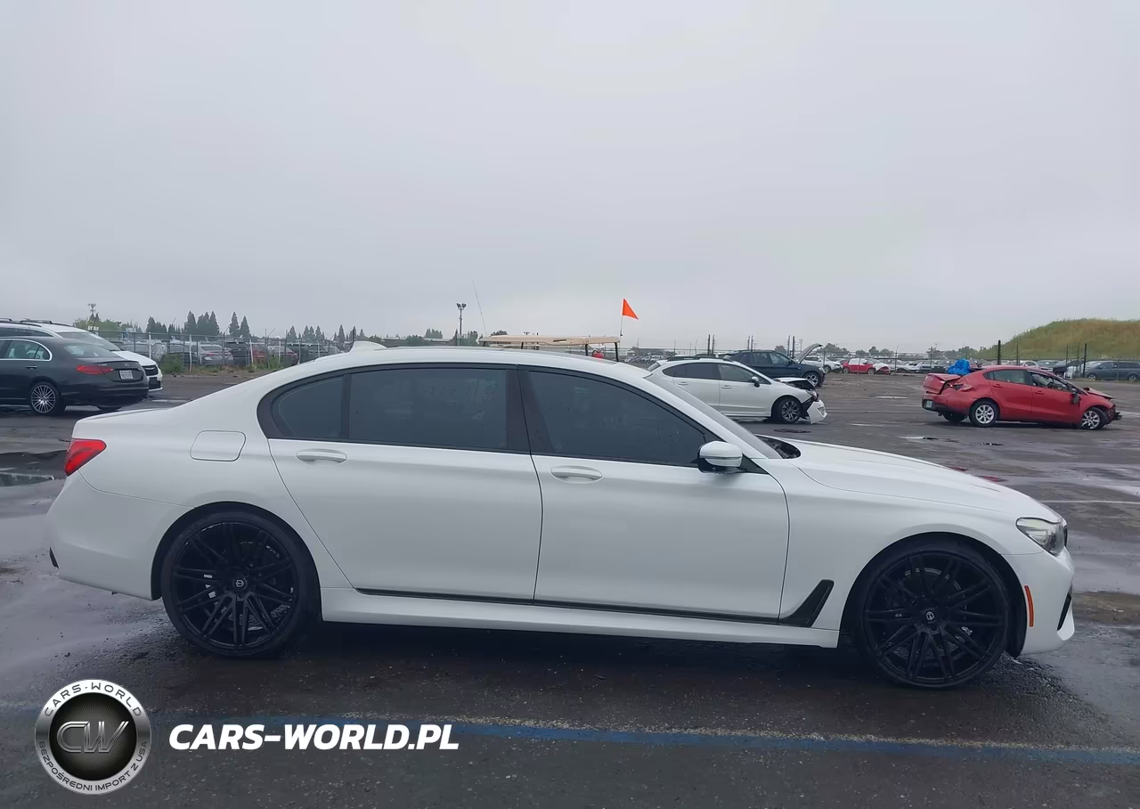 2016 BMW 740I VIN:WBA7E2C53GG546969 - 13