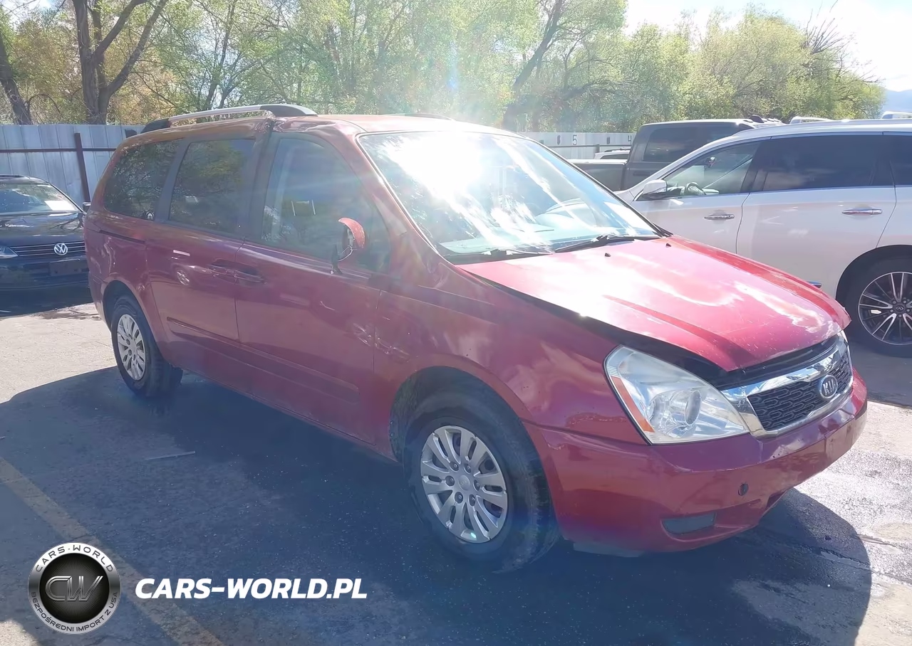 2012 Kia Sedona Lx