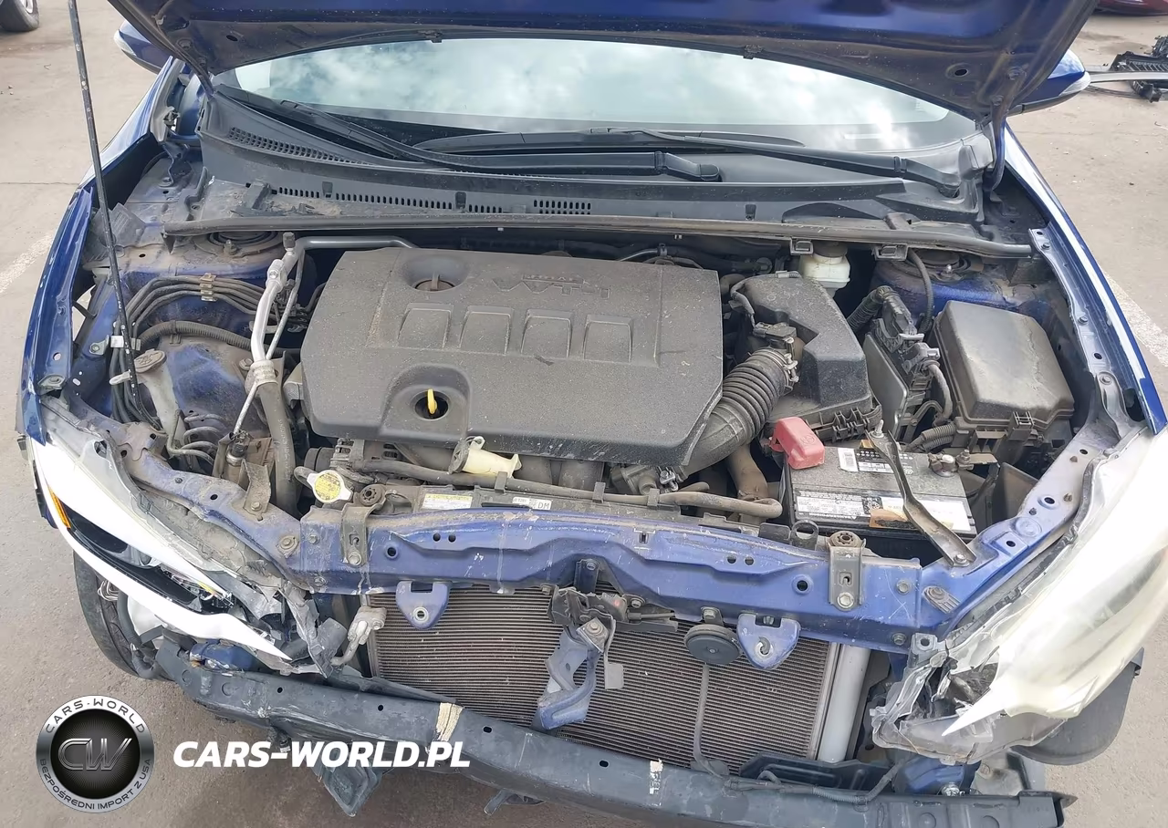 2015 Toyota Corolla S Plus VIN:5YFBURHE7FP268656 - 10