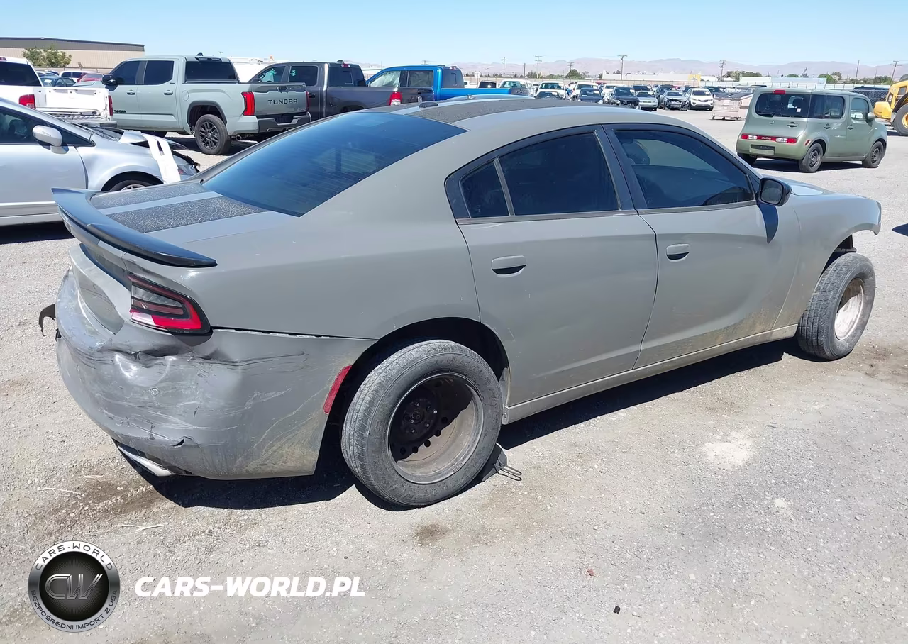 2018 Dodge Charger Sxt Rwd VIN:2C3CDXBG3JH281068 - 4