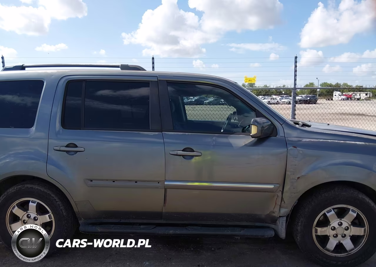 2010 Honda Pilot Touring VIN:5FNYF3H91AB010948 - 13