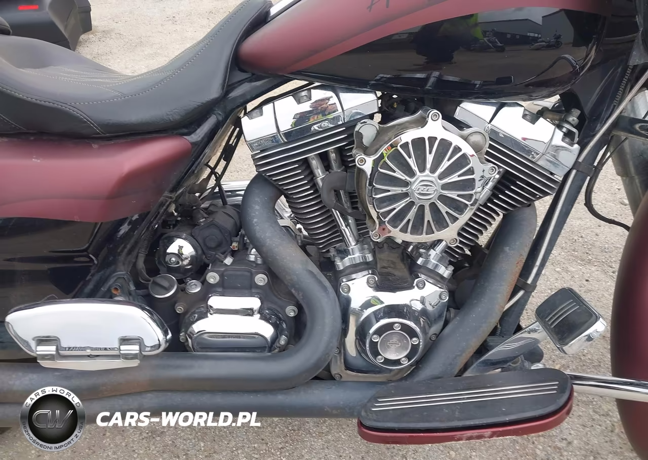 2016 Harley-Davidson Fltrxs Road Glide Special VIN:1HD1KTM16GB642691 - 8