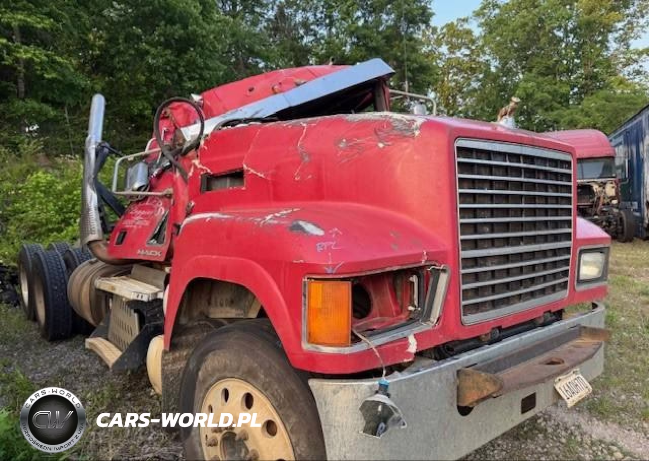 2016 Mack 600 Chu600