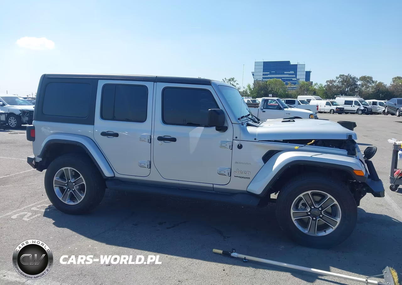 2022 Jeep Wrangler Unlimited Sahara 4X4 VIN:1C4HJXEG0NW248946 - 13
