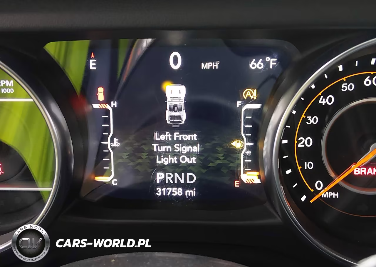2022 Jeep Wrangler Unlimited Sahara 4X4 VIN:1C4HJXEG0NW248946 - 15