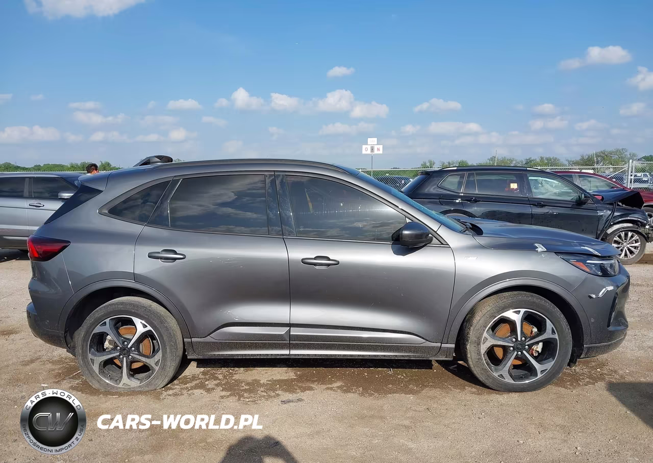2023 Ford Escape St-Line Elite VIN:1FMCU9PA5PUA30257 - 13