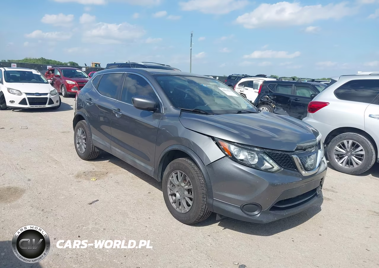 2018 Nissan Rogue Sport S – zdjęcie 1 z 16