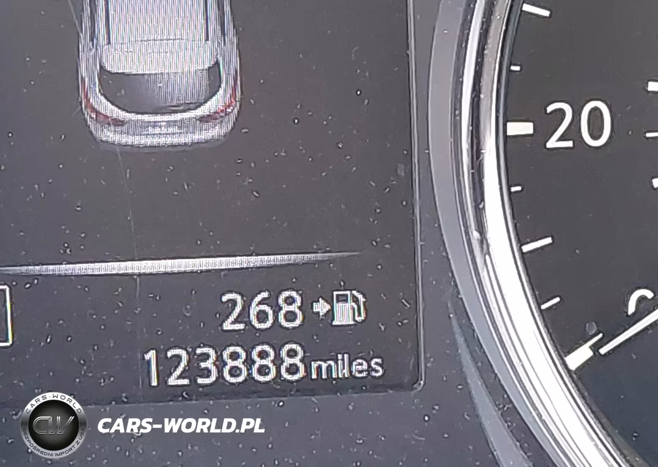2018 Nissan Rogue Sport S VIN:JN1BJ1CP4JW155799 - 15