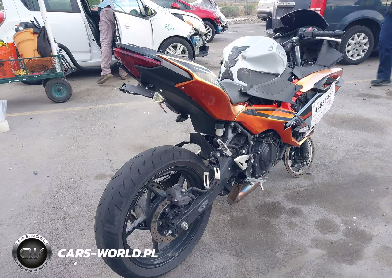 2025 Kawasaki Ex500 VIN:ML5EXGG13SDA40459 - 4