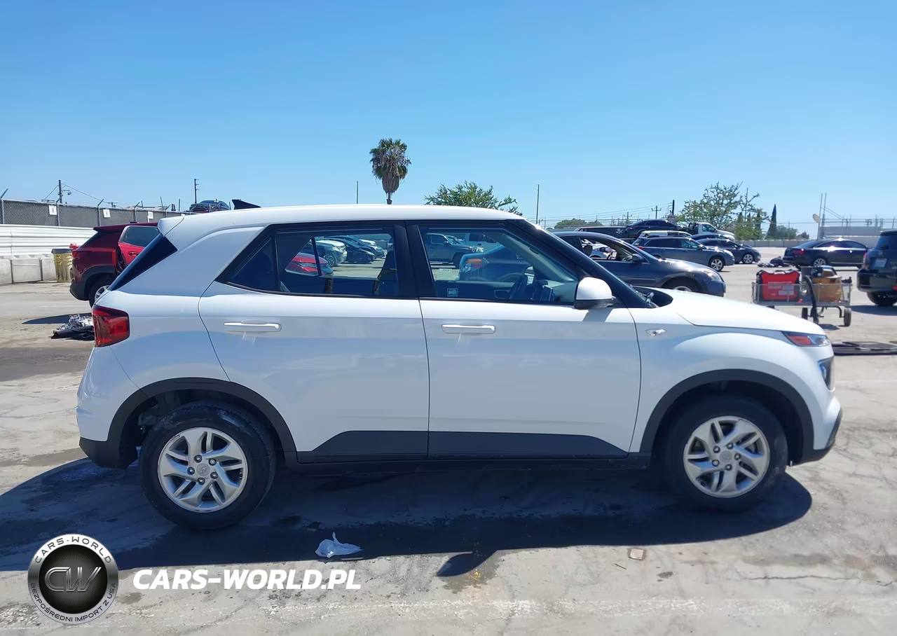 2021 Hyundai Venue Se VIN:KMHRB8A31MU072652 - 13