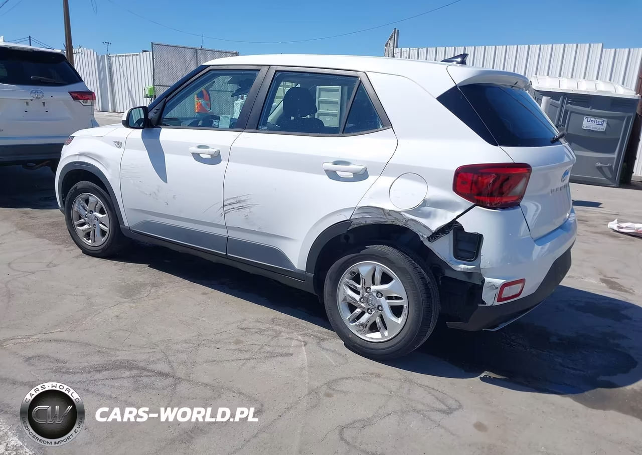 2021 Hyundai Venue Se VIN:KMHRB8A31MU072652 - 3