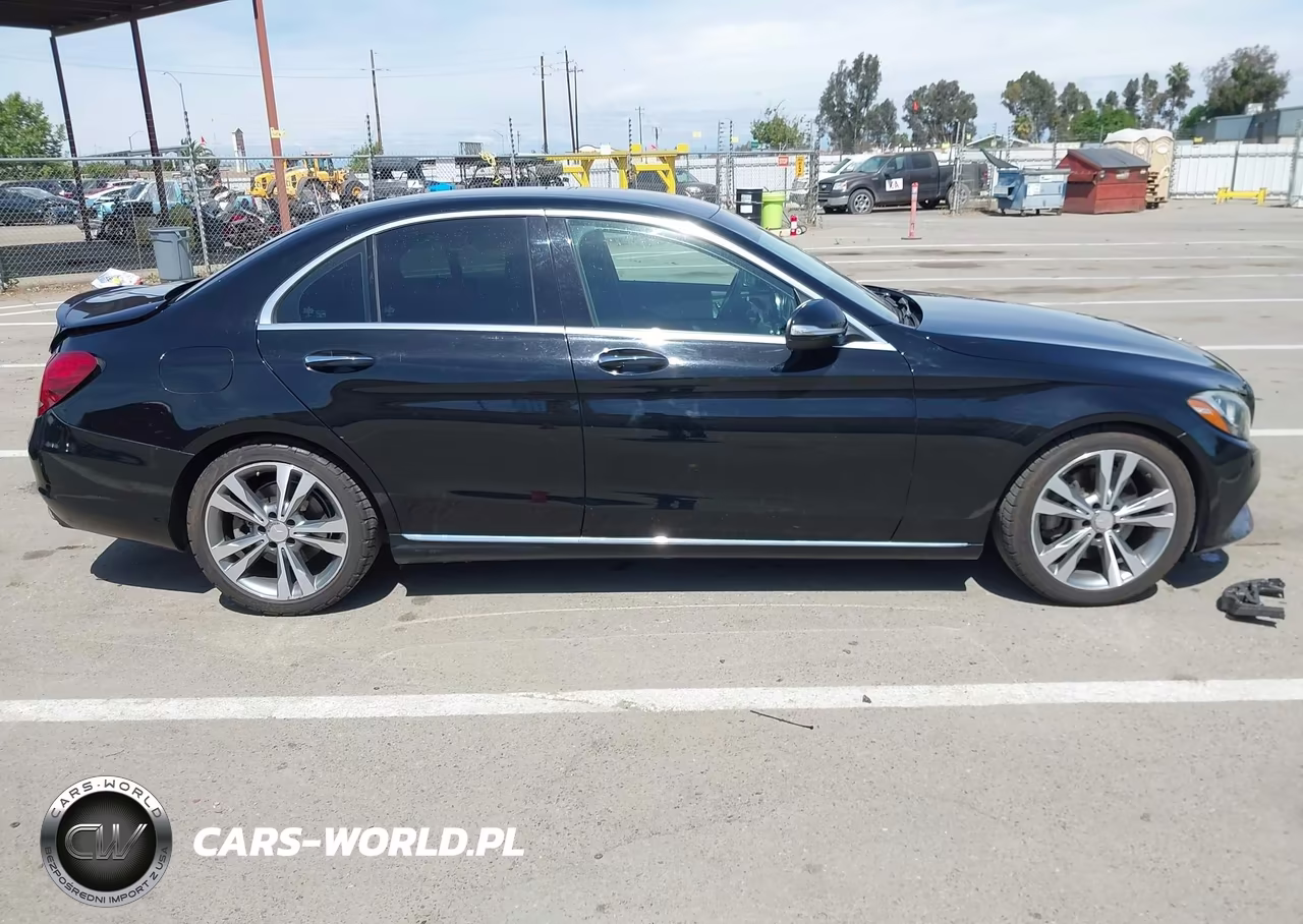 2015 Mercedes-Benz C 300 VIN:55SWF4JB4FU071470 - 13