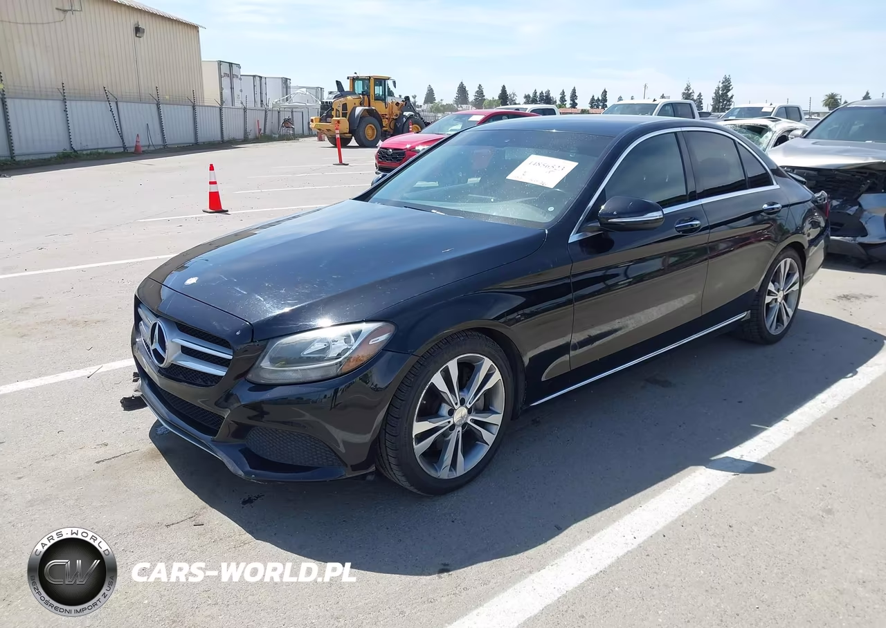 2015 Mercedes-Benz C 300 VIN:55SWF4JB4FU071470 - 2