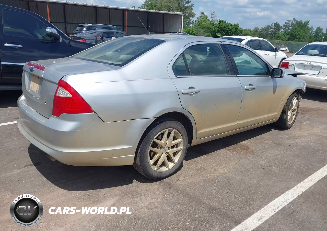2010 Ford Fusion Se VIN:3FAHP0HG9AR120452 - 4
