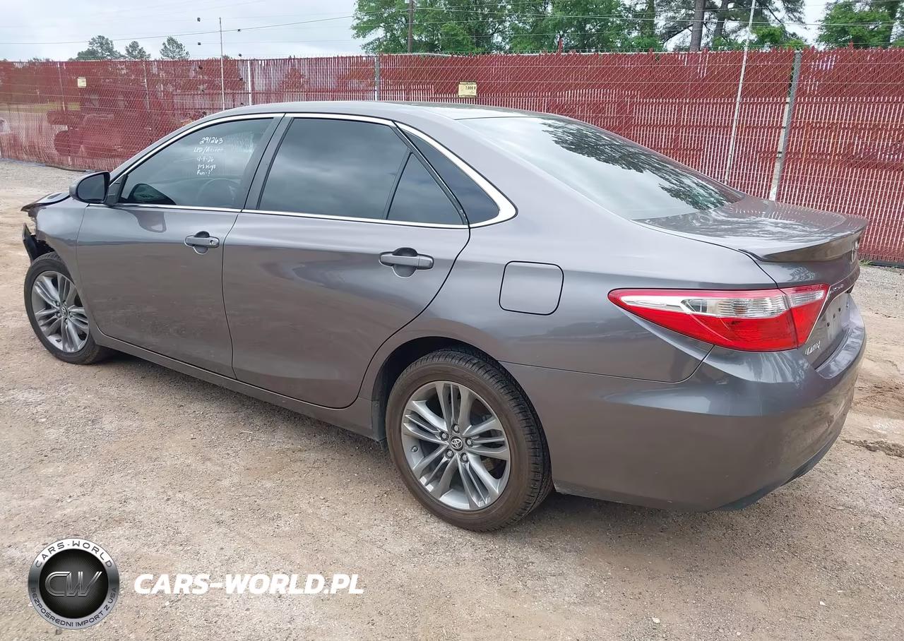 2017 Toyota Camry Se VIN:4T1BF1FK7HU291263 - 3