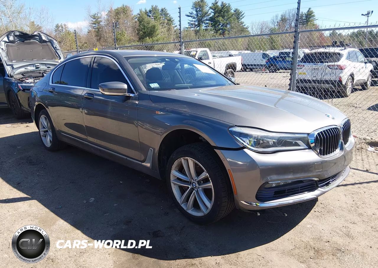 2016 BMW 750I xDrive – zdjęcie 1 z 16