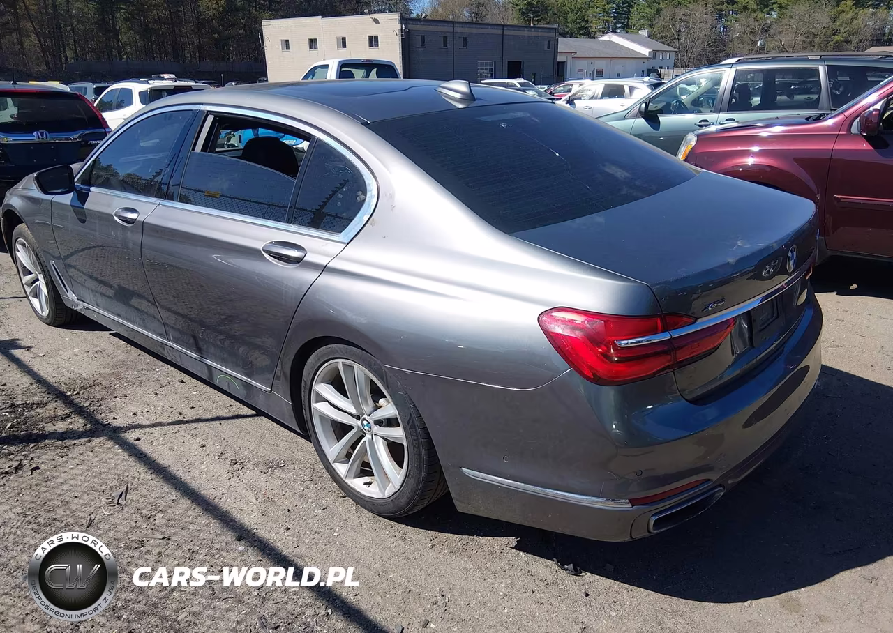 2016 BMW 750I xDrive VIN:WBA7F2C59GG416918 - 3