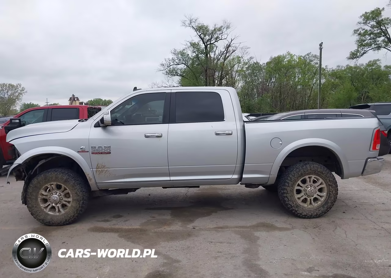 2017 Ram 2500 Laramie 4X4 6'4 Box VIN:3C6UR5FL5HG606088 - 15