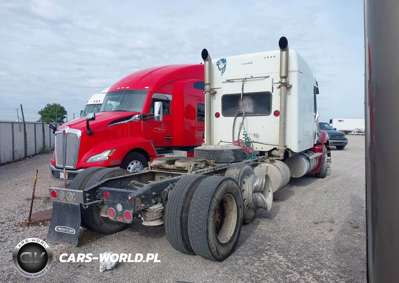 2004 Freightliner Conventional Columbia VIN:1FUJA6CK74LM83114 - 4