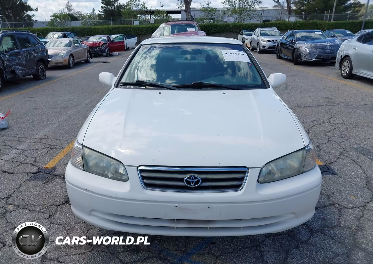 2001 Toyota Camry Le VIN:4T1BG22K01U845452 - 12