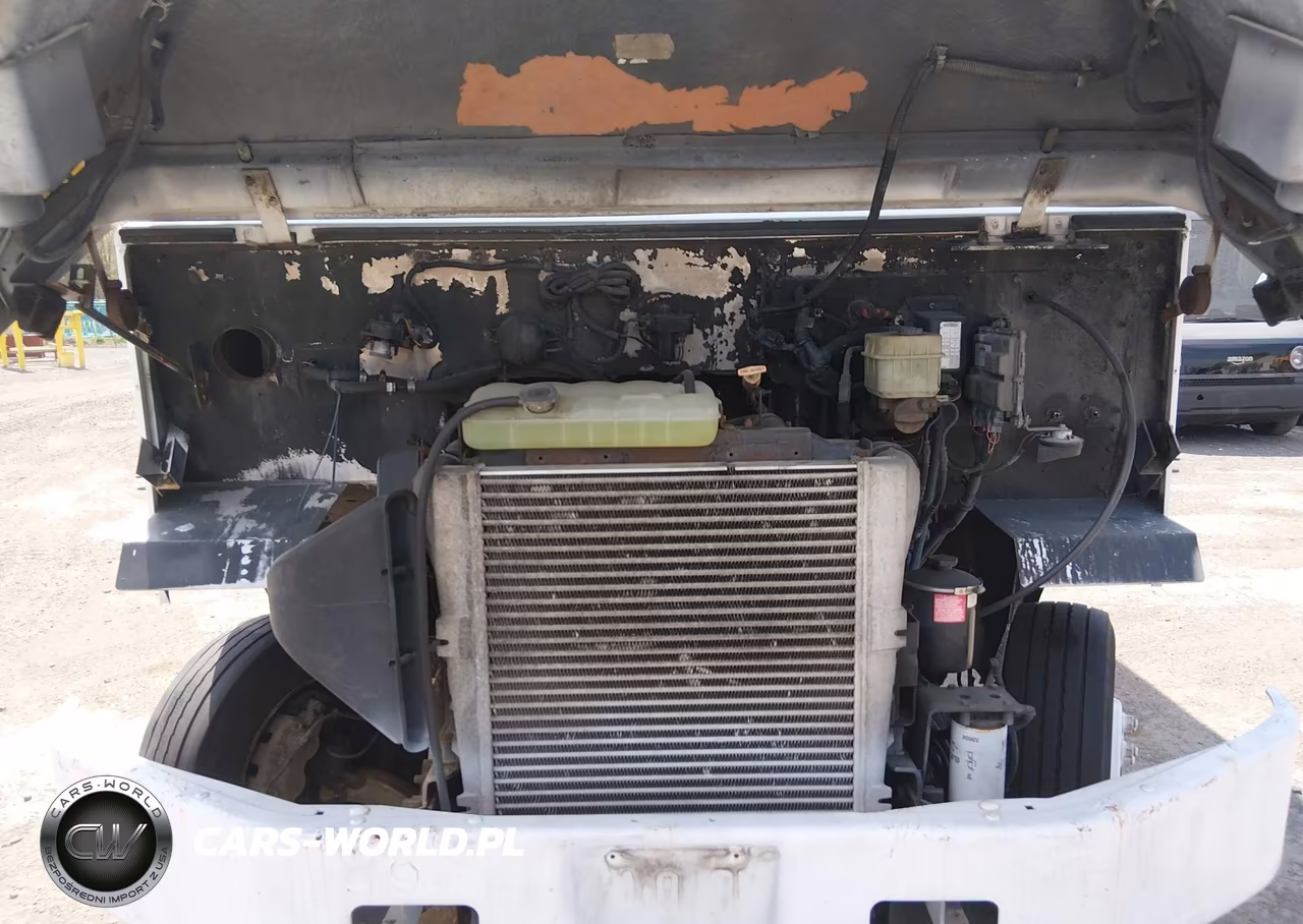2004 Freightliner Chassis M Line Walk-In Van VIN:4UZAARBW14CM98992 - 9